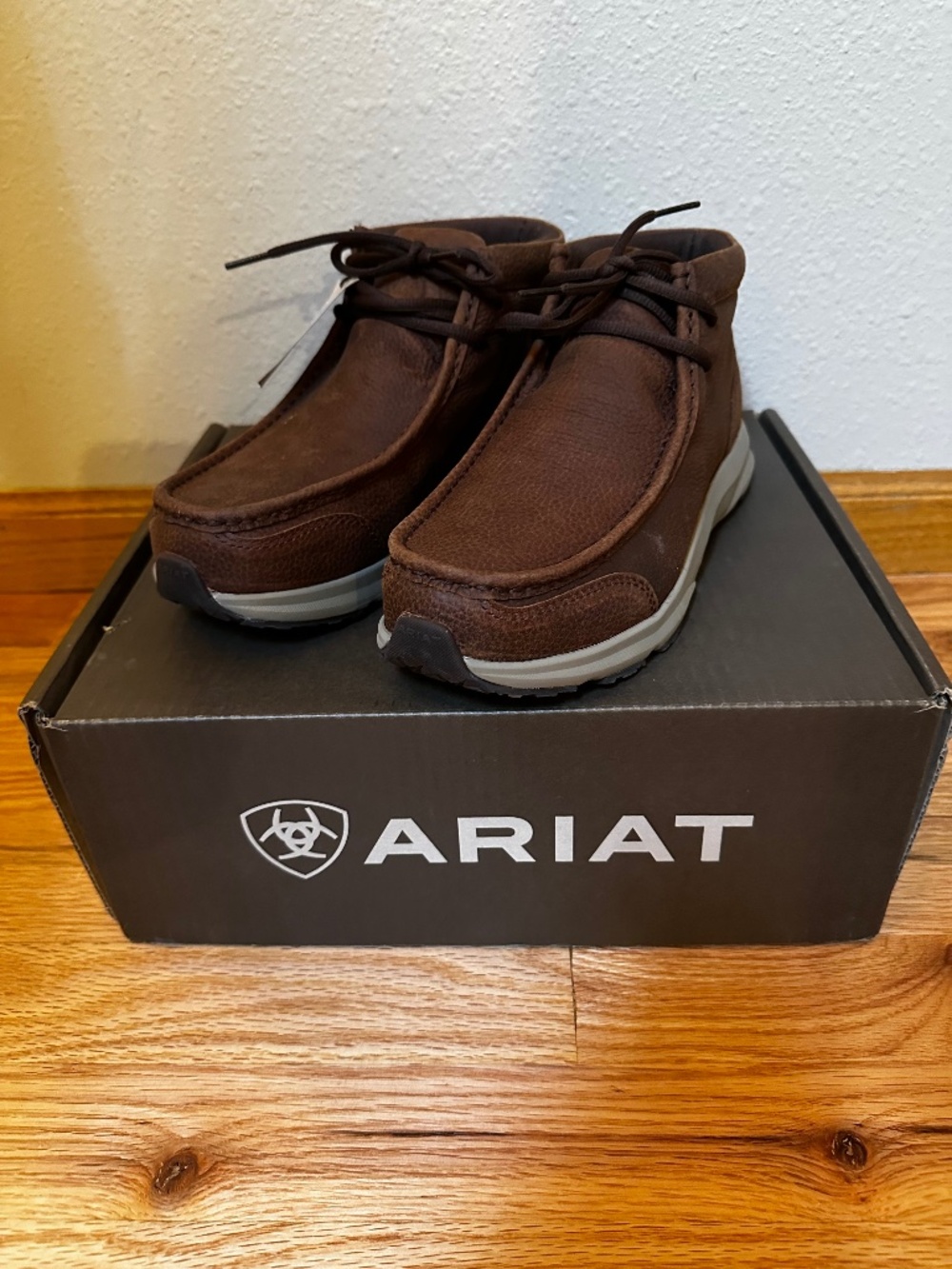 Ariat Spitfire Aged Mahogany Men's US 7 Shoes